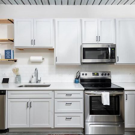 Cozy 1Br Close To Fiserv With Parking Milwaukee Exterior photo