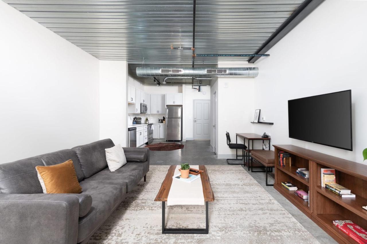 Cozy 1Br Close To Fiserv With Parking Milwaukee Exterior photo