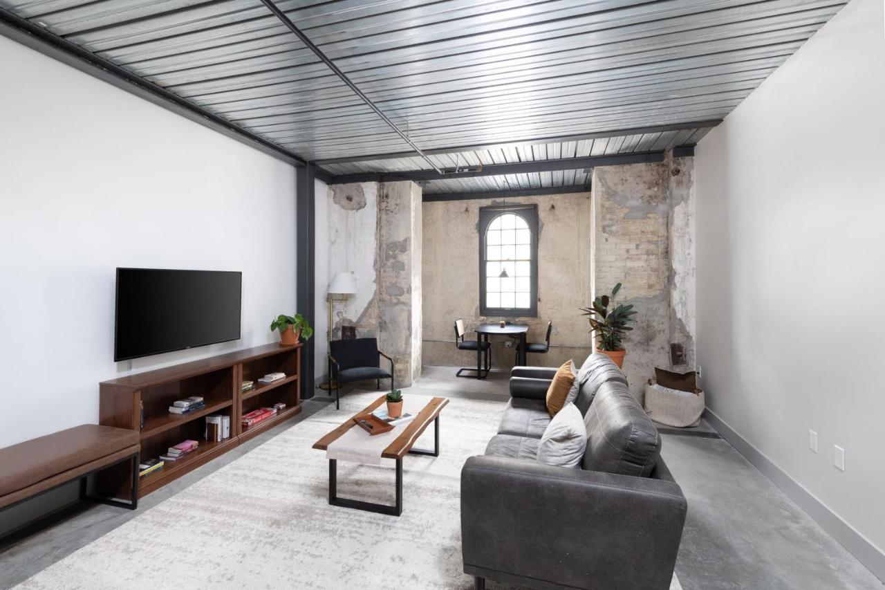 Cozy 1Br Close To Fiserv With Parking Milwaukee Exterior photo